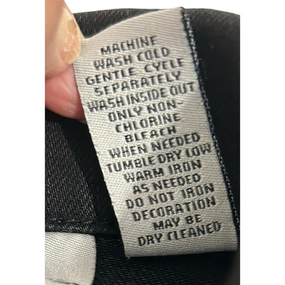 Chico’s Platinum Black Denim Embroidered Sequined Jacket Size 0 XS - Picture 13 of 14